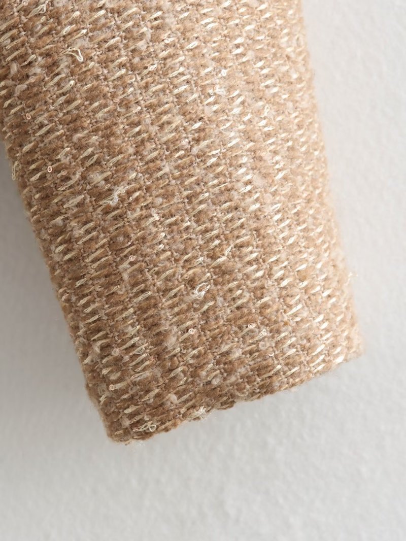 Chaqueta Corta de Bouclé con Botones Joya